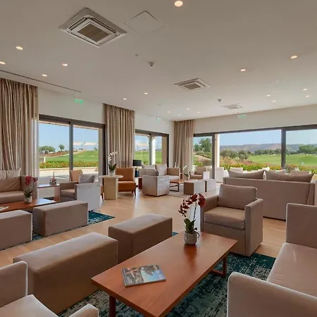 In Sleeps 4 Includes Swimming Pool And Air Con * Kouklia
